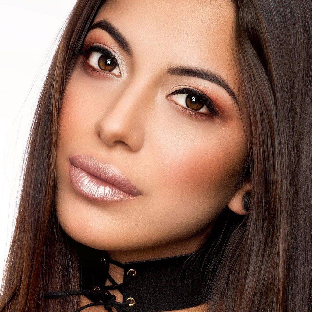Where to Buy Runway Rogue Lipstick? Find Top Retailers Here!