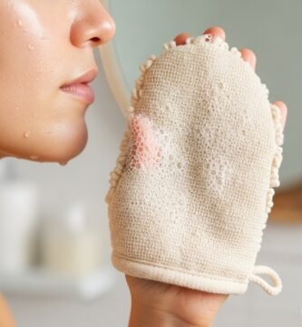 Best Exfoliating Face Mitt for Glowing Skin