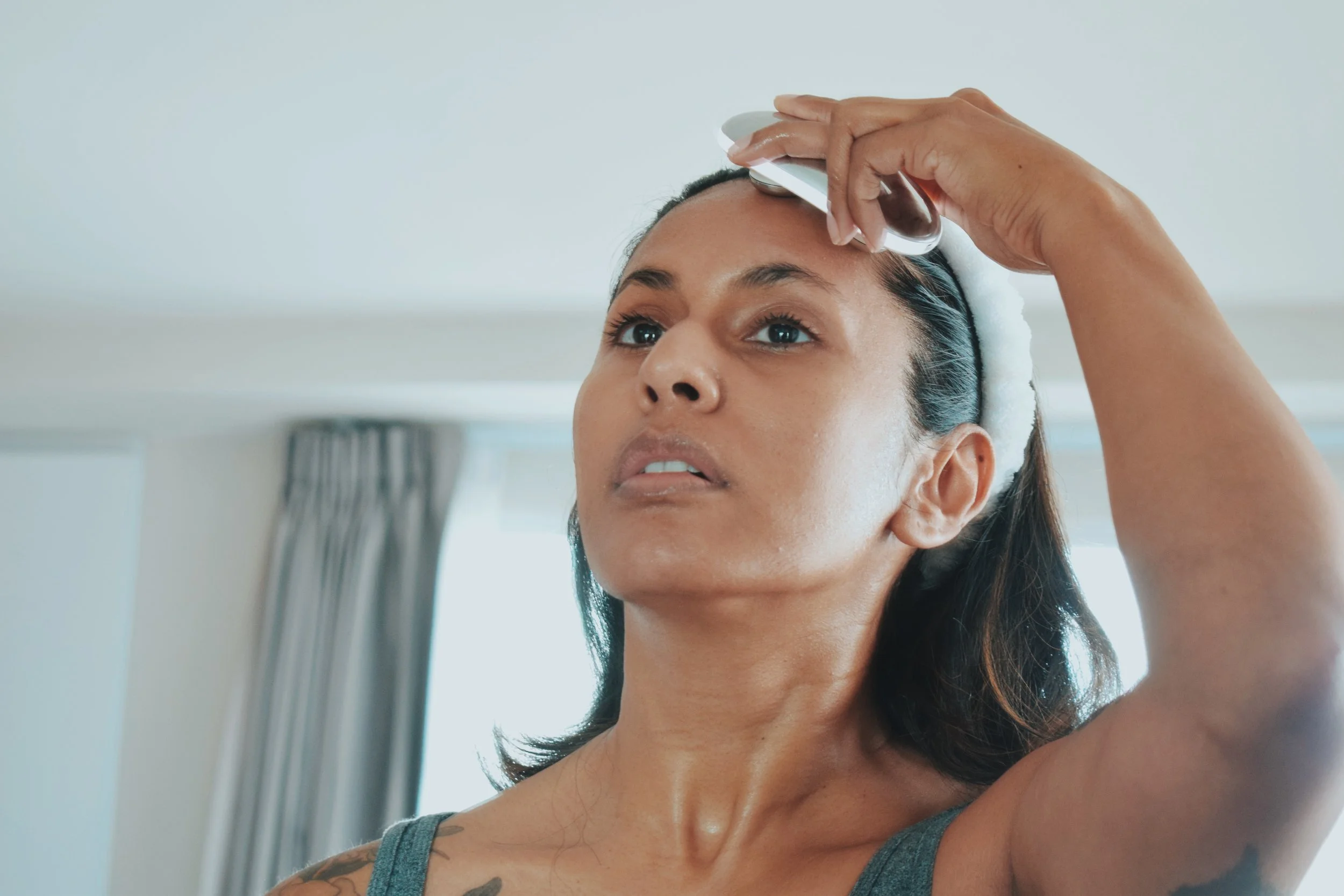 How to Incorporate Microcurrent into Your Routine