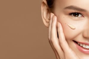 How to Put on Bb Cream Without Caking