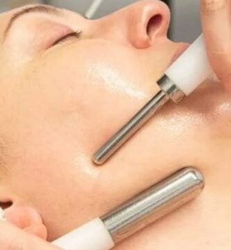 Microcurrent Benefits for Glowing Skin
