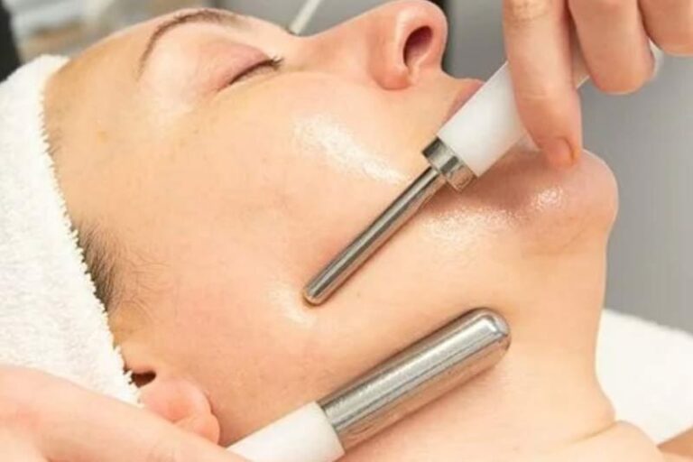 Microcurrent Benefits for Glowing Skin